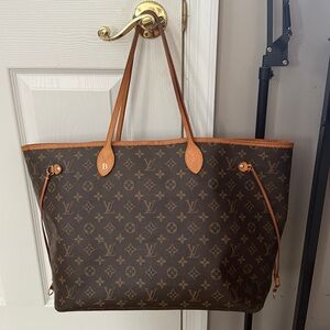 LV Neverfull GM/ Peony Interior with Pouch and Bonus matching felt organizer!